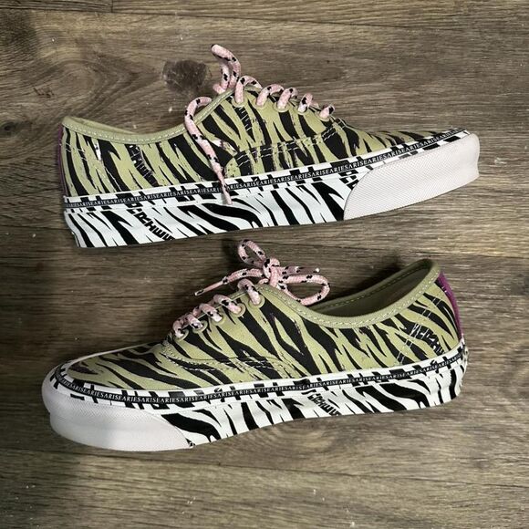 Vans Black & Green Aries Edition Zebra OG Sz US 8.5 Women - Picture 1 of 6